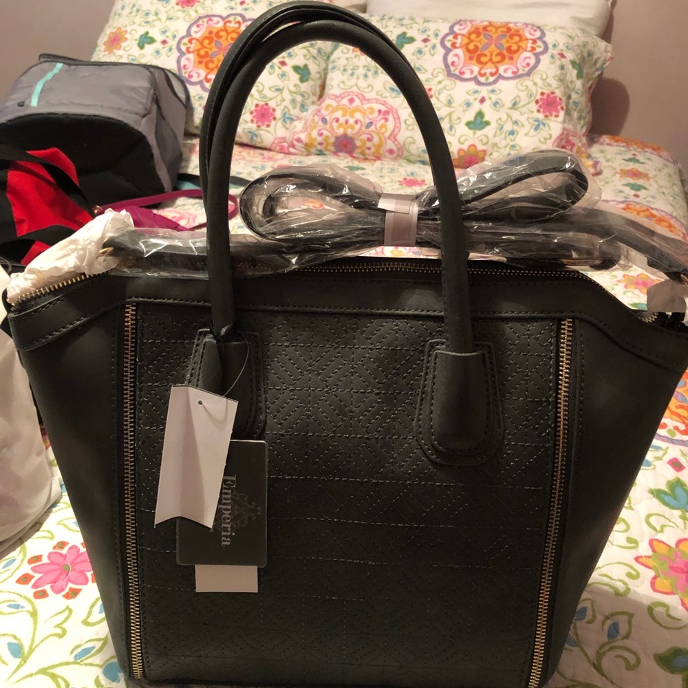 Cute Empiria satchel